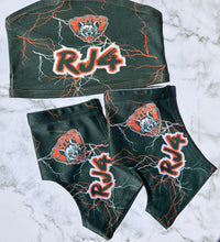 Load image into Gallery viewer, Wolfpack socks, headband beanie and cleat cover
